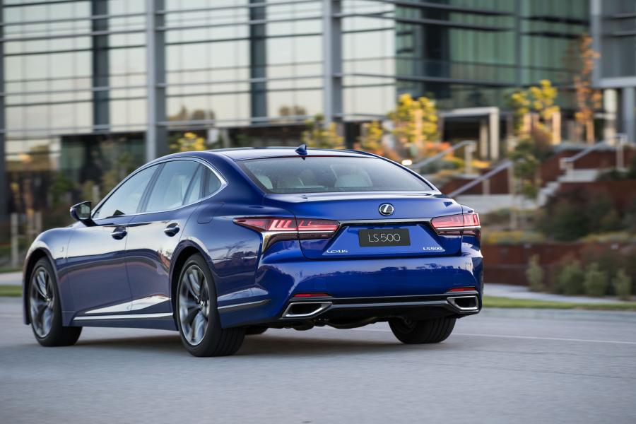 Lexus LS500 F-Sport 2018 года  (AU) (фото 3 из 11)